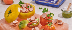 Jitomate relleno al pesto
