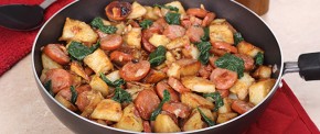 Salchicha Guisada con Papas y Nopalitos